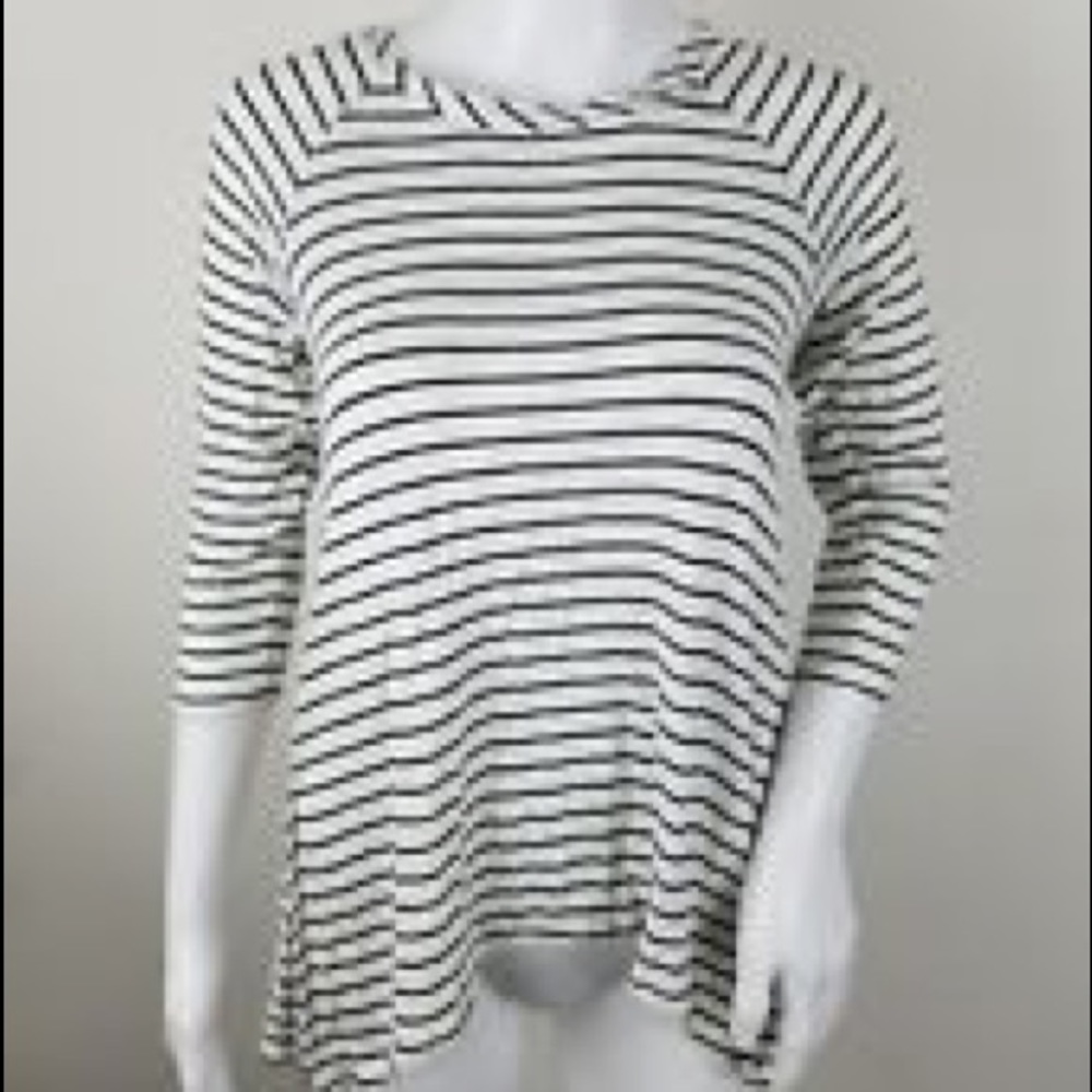 Stripped 3/4 Sleeve Boxy Soft Shirt